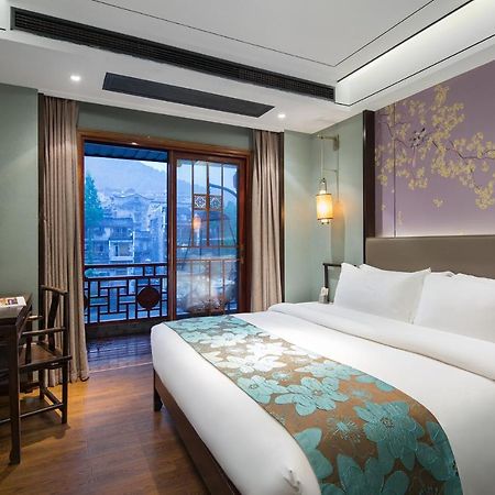 Morninginn, Phoenix Ancient City Tuojiang Fenghuang Exteriör bild